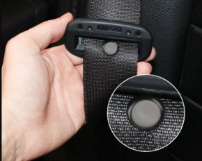 Фото до матеріалу: Як прибрати скрип склоочисників: 6 дієвих способів