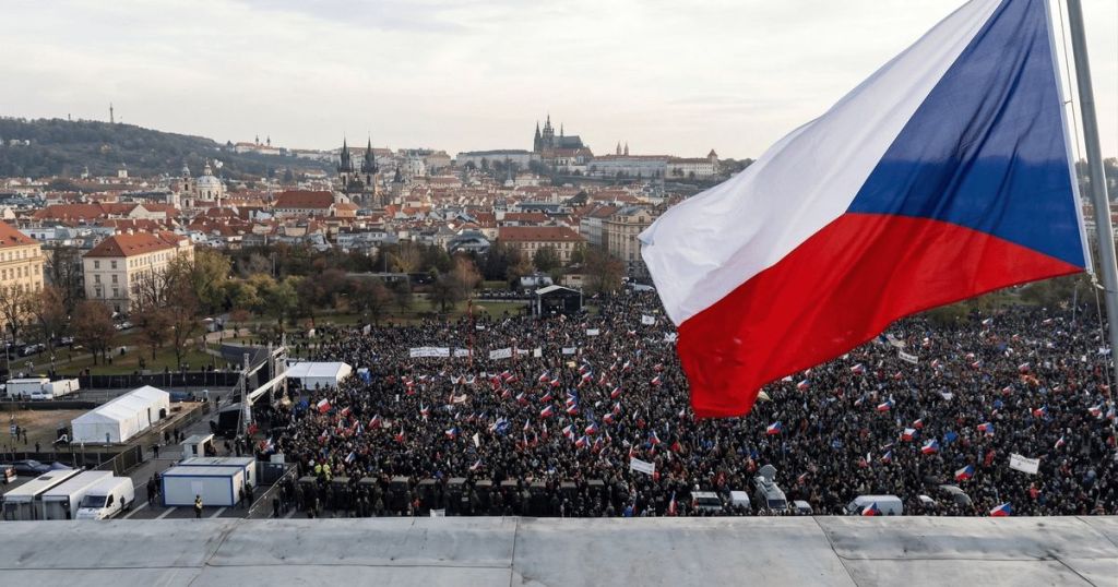 Фото до матеріалу: Чехія готує жорсткі зміни для українців: які пільги можуть забрати
