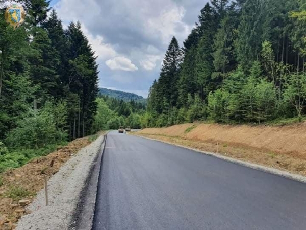 Фото до матеріалу: На Львівщині триває ремонт дороги Східниця
