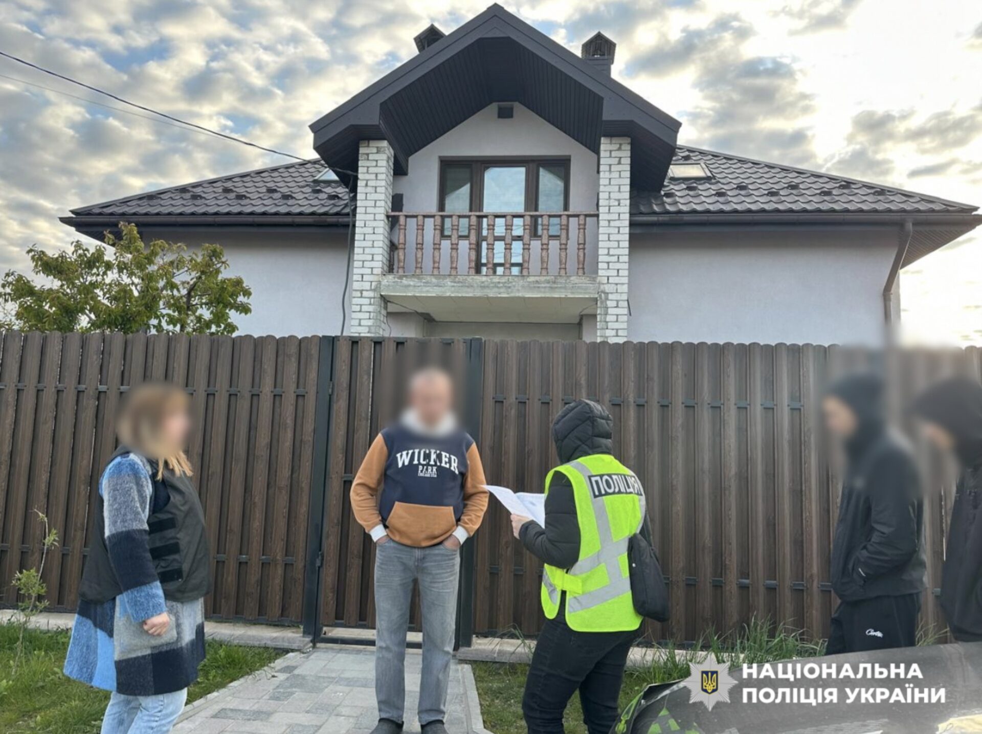 Фото до матеріалу: Масштабна антикорупційна операція: поліція викрила зловживання в ТЦК на 92 мільйони гривень
