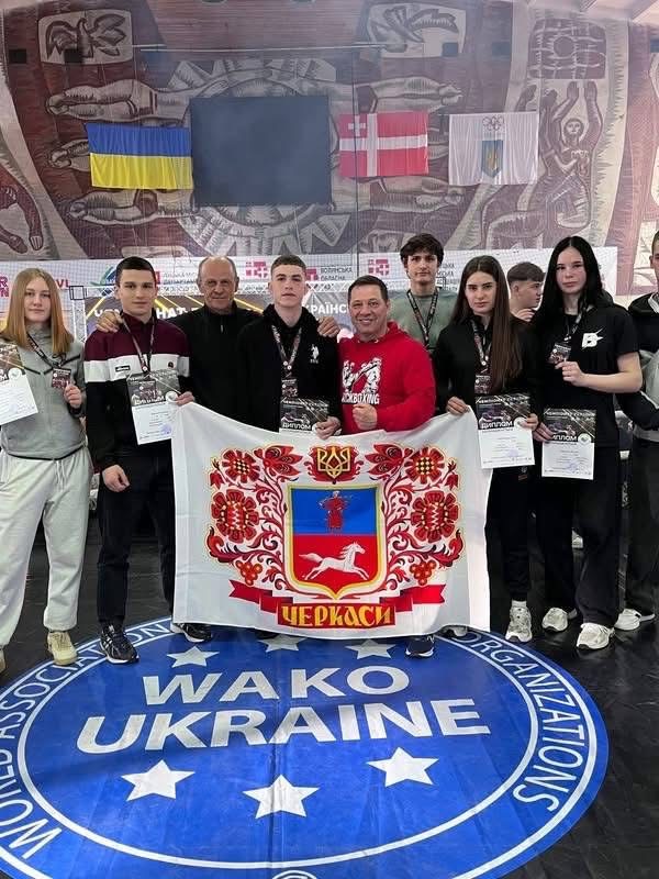 Фото до матеріалу: Черкаські кікбоксери здобули срібло на чемпіонаті України