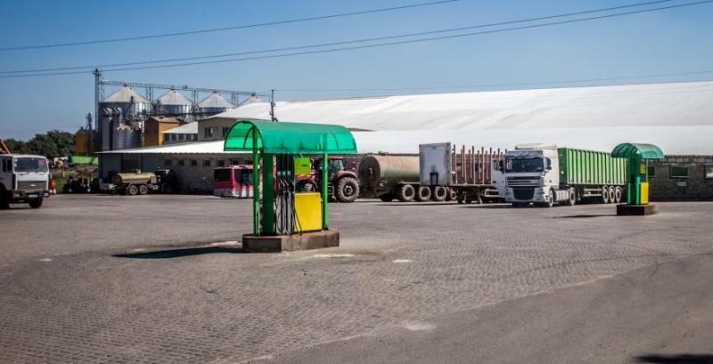 Фото до матеріалу: У більшості регіонів продовжує дорожчати дизельне пальне