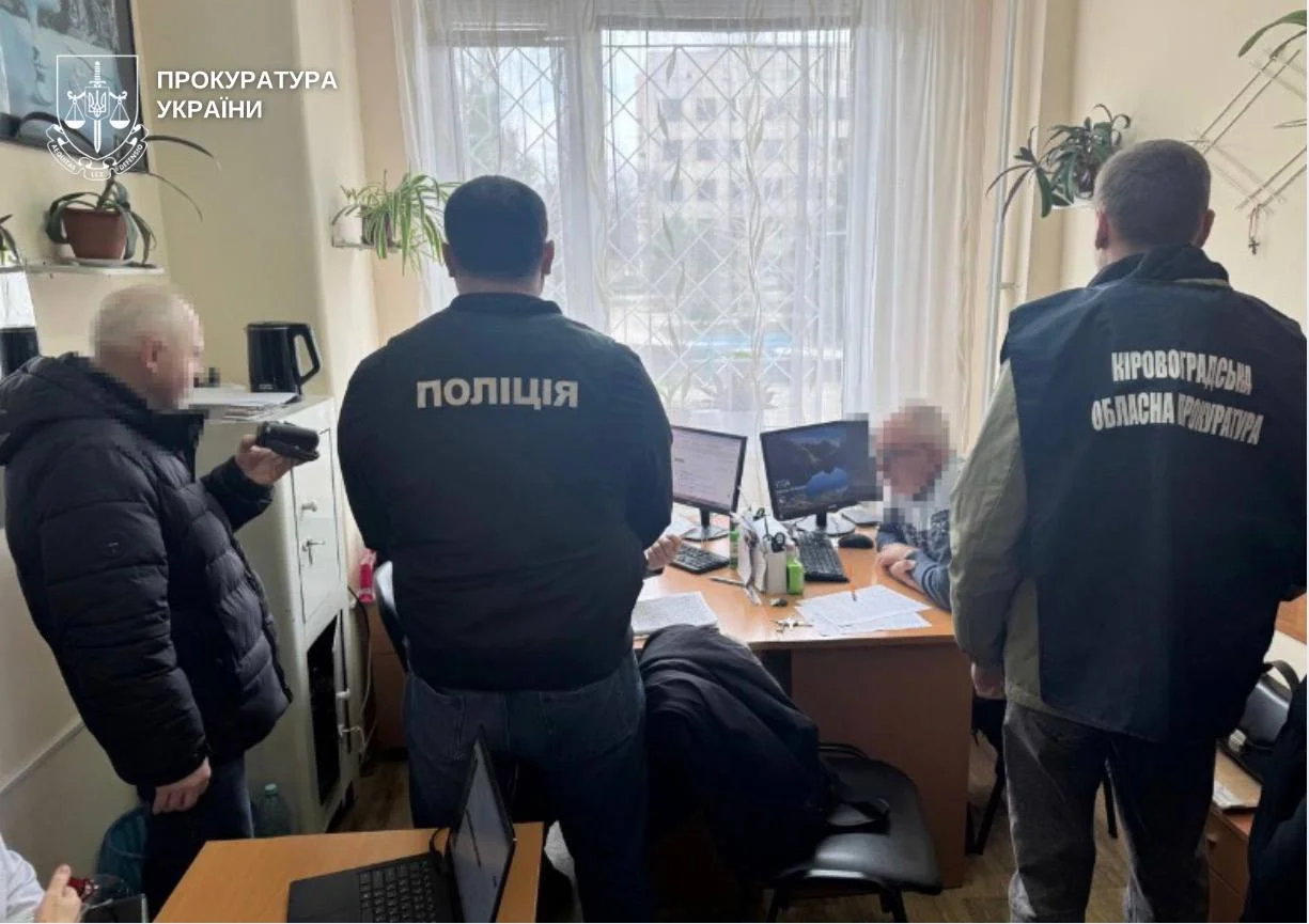 Фото до матеріалу: Голові ВЛК у Долинській пом'якшили запобіжний захід: суд змінив умови тримання під вартою