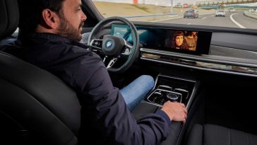 Фото до матеріалу: GM планує автопілот без нагляду водія до 2028 року
