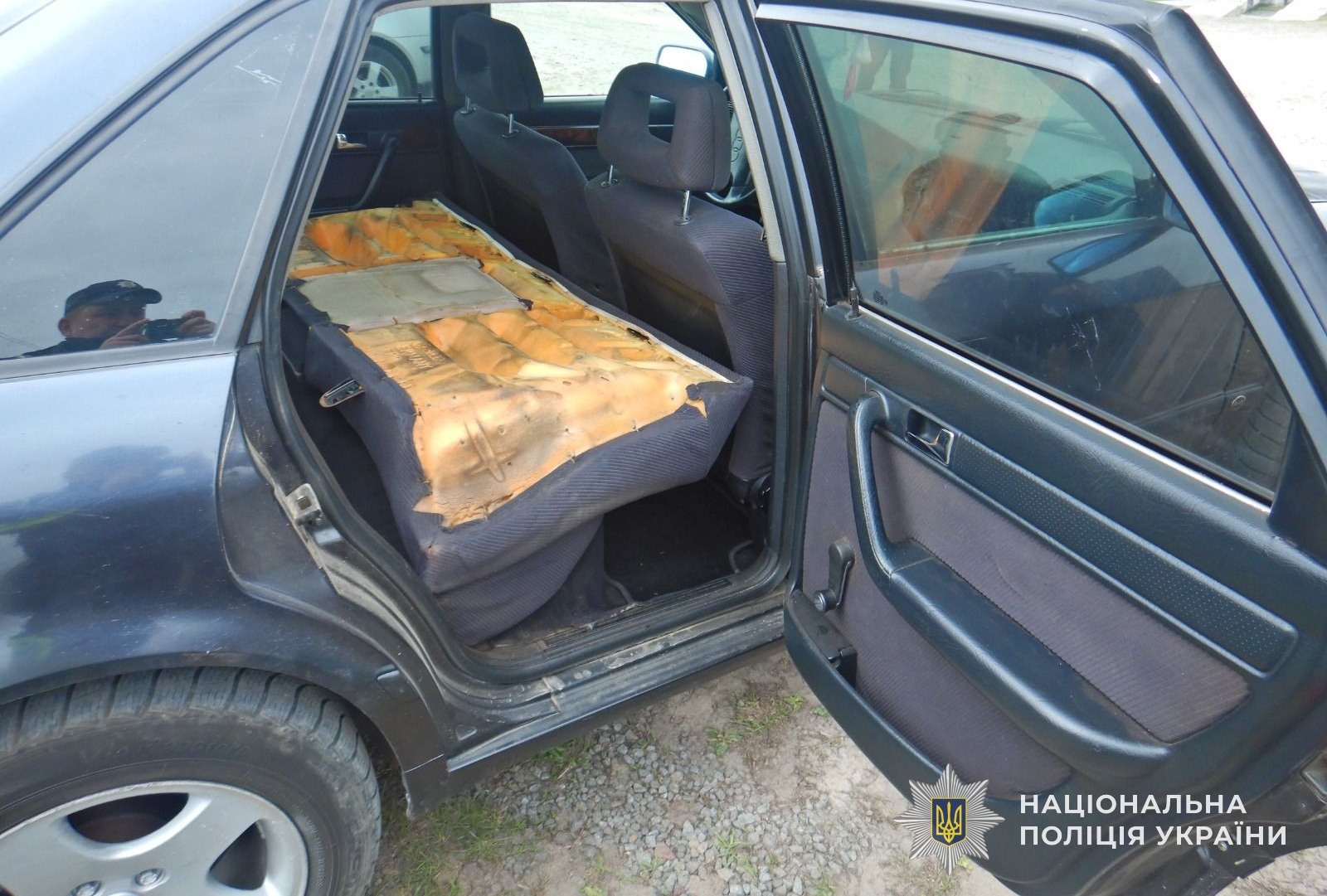 Фото до матеріалу: У Львівській області викрили чоловіка, який намагався вивезти сина до Польщі