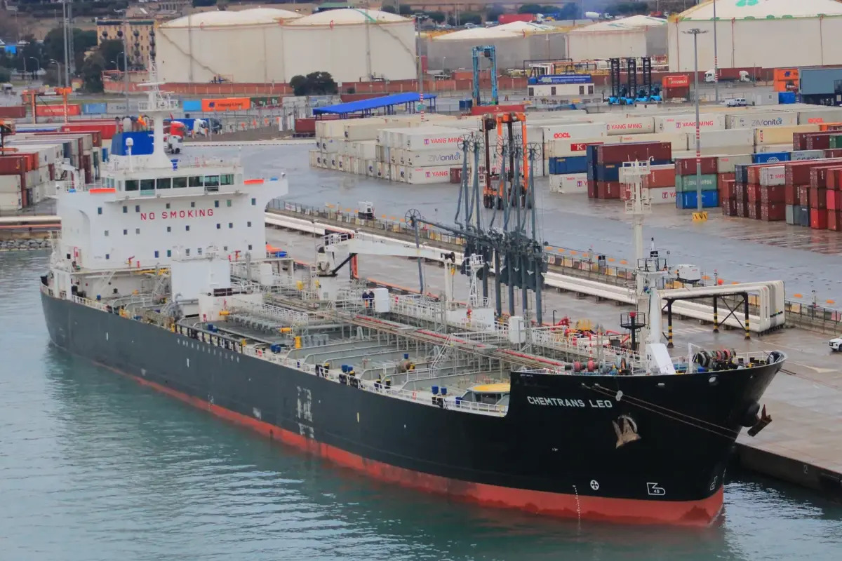 Фото до матеріалу: ВМС ЗСУ вразили підсанкційний танкер MARQUISE у Чорному морі