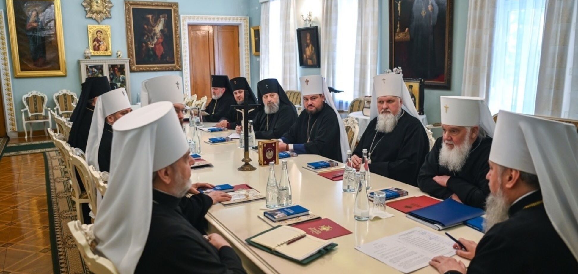 Фото до матеріалу: Синод ПЦУ позбавив сану трьох самозванців «УПЦ КП»: «ясно видно російські інтереси"
