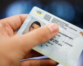 Фото до матеріалу: Як прибрати скрип склоочисників: 6 дієвих способів
