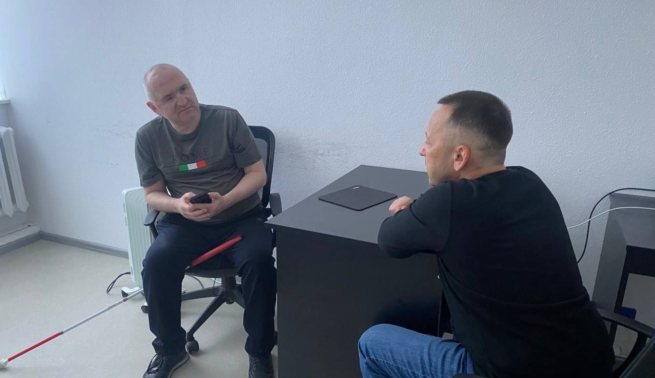Фото до матеріалу: Безоплатна адаптація для ветеранів із порушенням зору — як працює програма підтримки