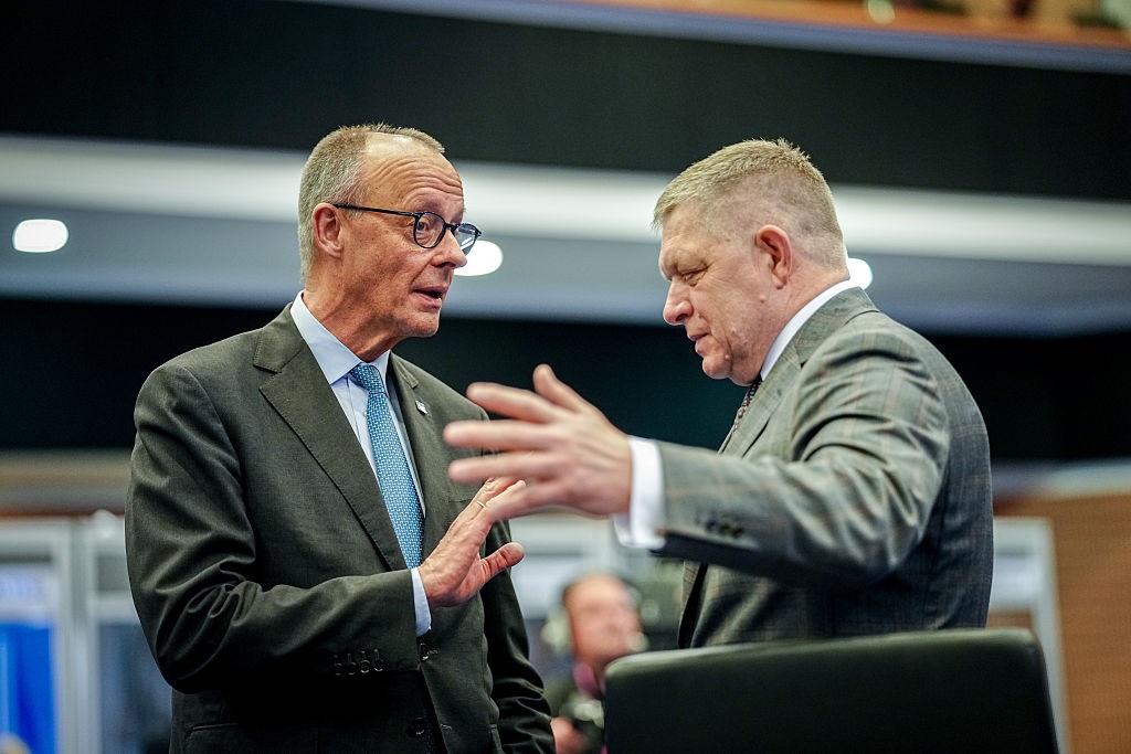 Фото до матеріалу: Канцлер Німеччини Мерц засудив візит прем'єра Словаччини Фіцо до Москви