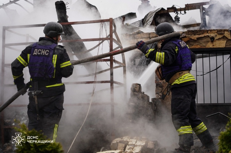 Фото до матеріалу: Росіяни запустили понад 800 дронів: триває масова атака на Україну