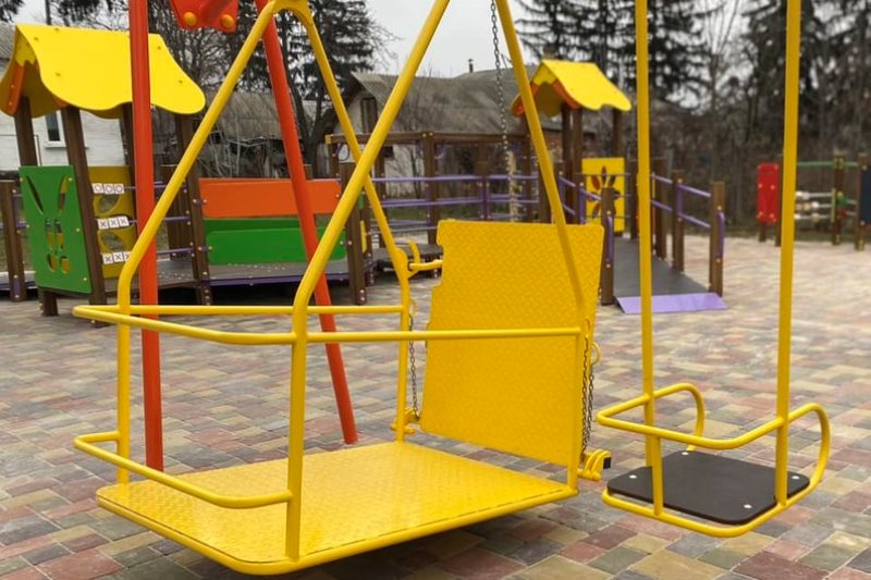 Фото до матеріалу: У Дар'ївській громаді облаштують інклюзивний дитячий майданчик