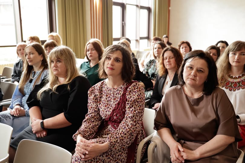 Фото до матеріалу: Учитель року 2026: переможців конкурсу визначили на Прикарпатті