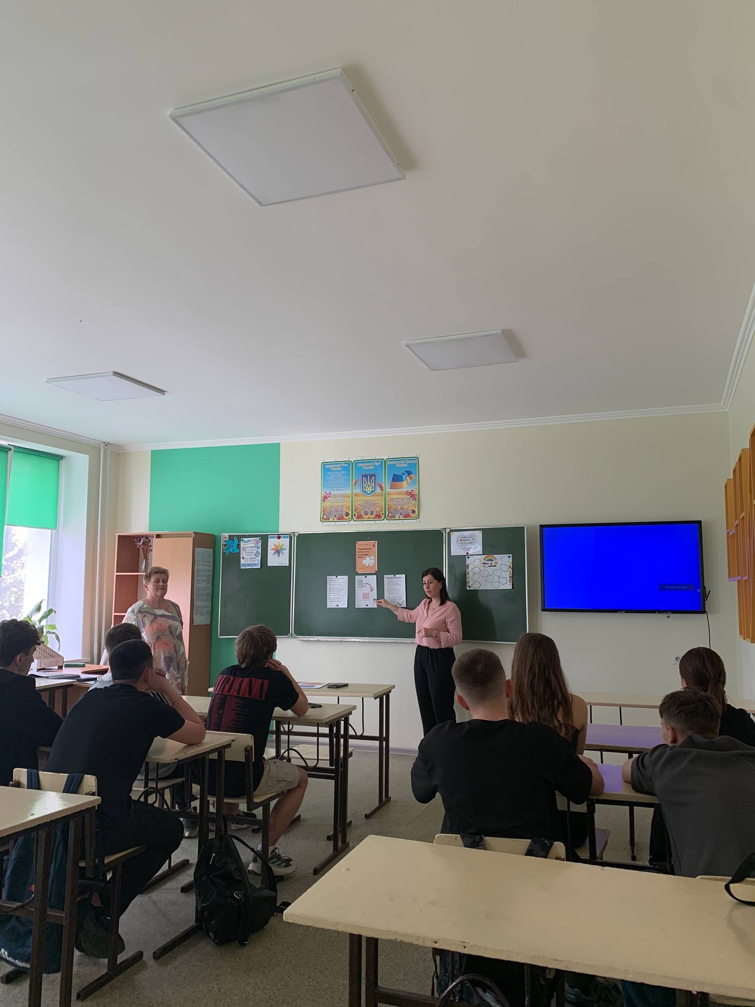 Фото до матеріалу: Психологічна підтримка перед НМТ: у Локачинському ліцеї навчили випускників долати стрес