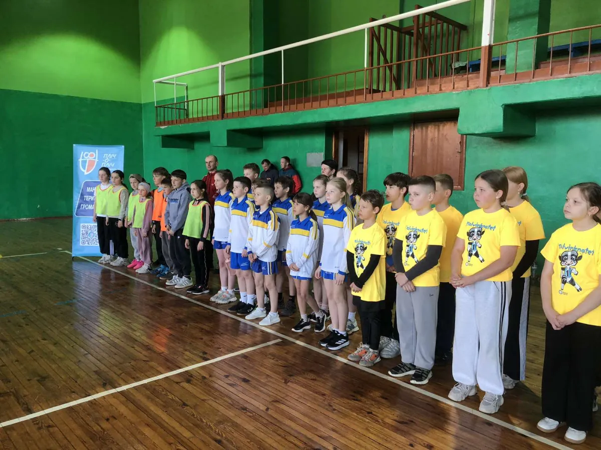 Фото до матеріалу: В'язівненська гімназія здобула бронзу на фінальних змаганнях з легкої атлетики