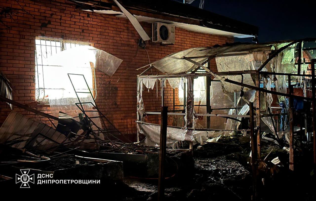Фото до матеріалу: Двоє рятувальників загинули під час ліквідації наслідків обстрілу на Полтавщині