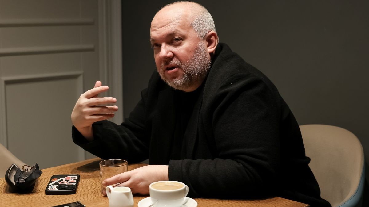Фото до матеріалу: Режисер Максим Голенко про виставу «Я бачу, вас цікавить пітьма» та майбутнє українського театру