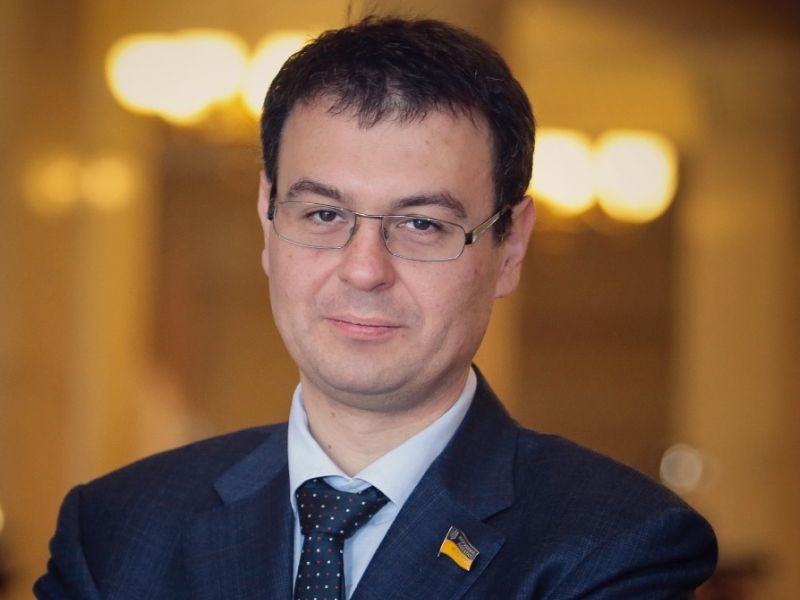 Фото до матеріалу: Гетманцев оцінив вплив трудової міграції на українську економіку