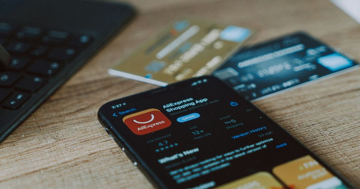 Фото до матеріалу: Товари з AliExpress і Temu можуть подорожчати: Кабмін пропонує 20% ПДВ на закордонні посилки