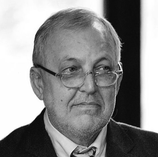 Фото до матеріалу: Юрій Макаров: пошук архівів «Українського тижня» триває 15 років