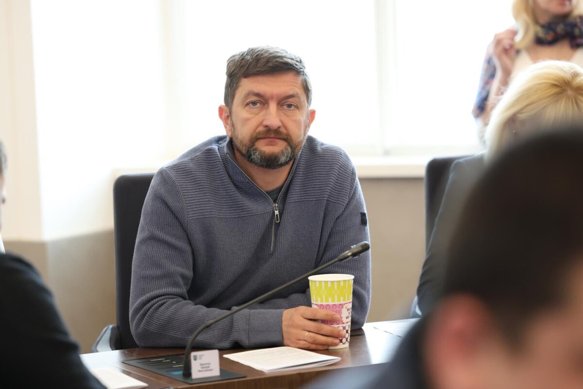 Фото до матеріалу: Львівська міська рада затвердила програму фінансової підтримки медиків