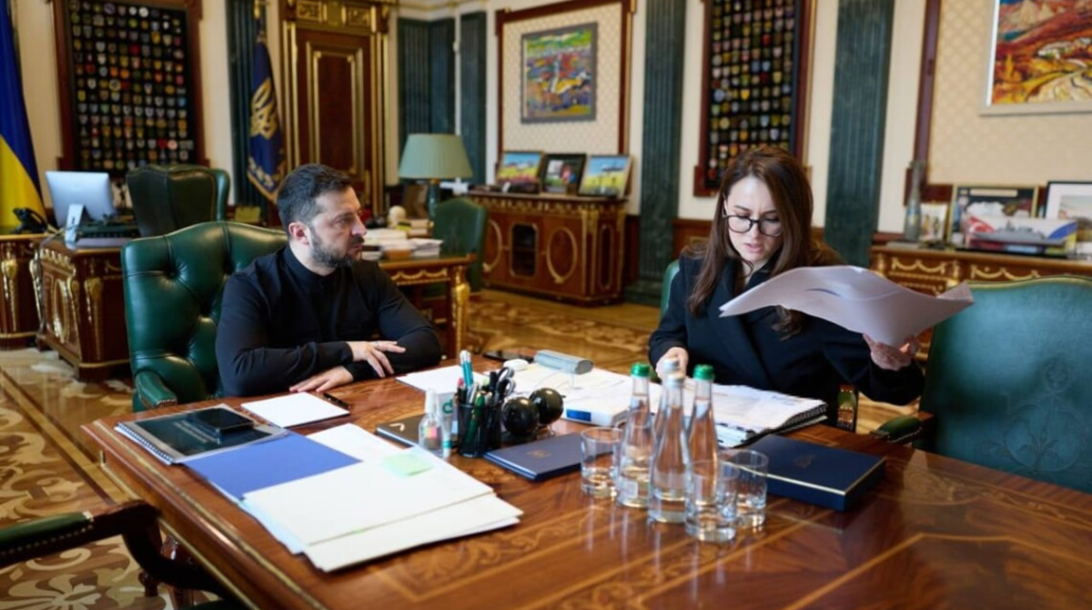 Фото до матеріалу: Зеленський анонсував кадрові зміни в уряді: що це означає для Володимира