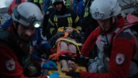 Фото до матеріалу: Вибухи в Києві 14 травня: обвалилася частина багатоповерхівки, є жертви, десятки постраждалих