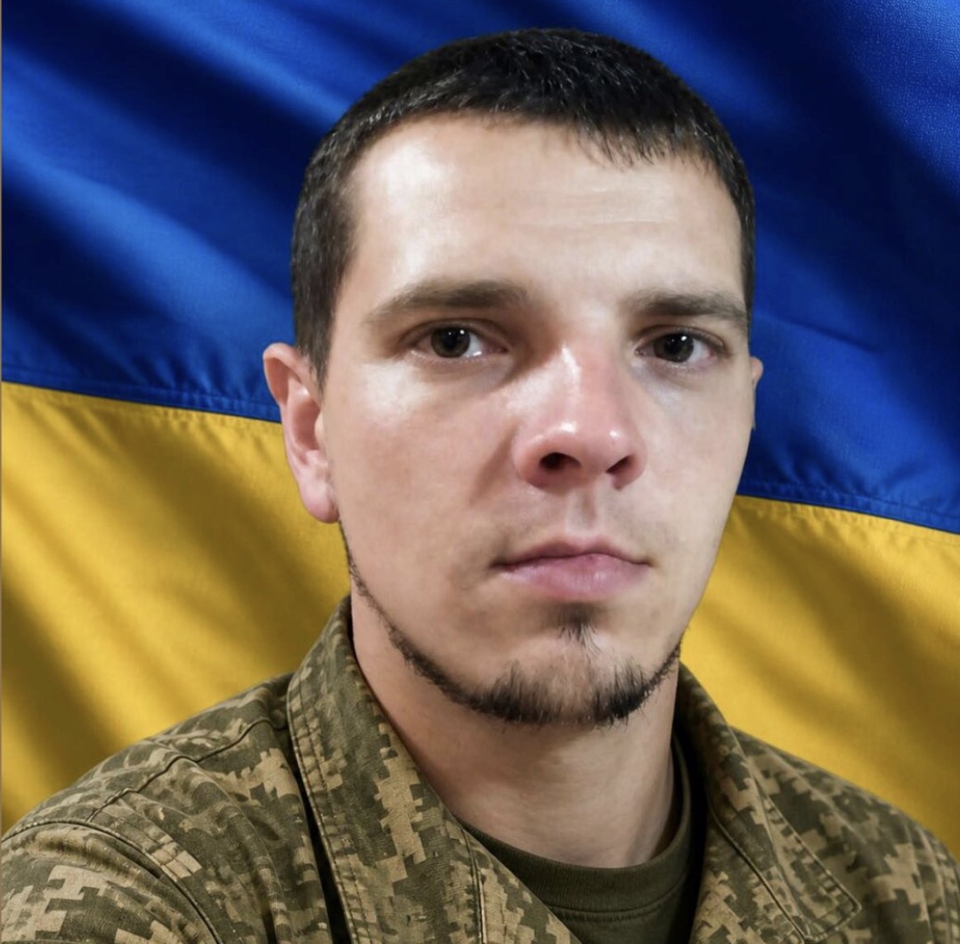 Фото до матеріалу: Загинув командир бойової машини Олексій Федоров: родина з Любарщини чекає Героя на щиті