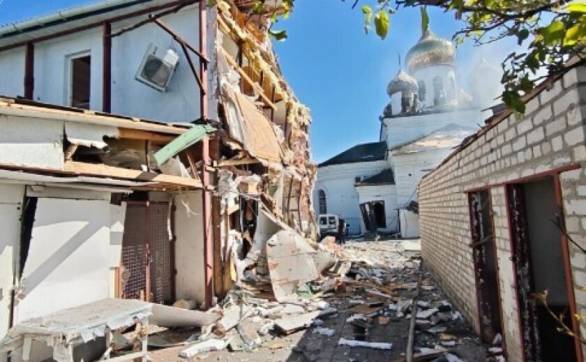 Фото до матеріалу: Ворог завдав ударів по Вільнянську – відомо про двох загиблих