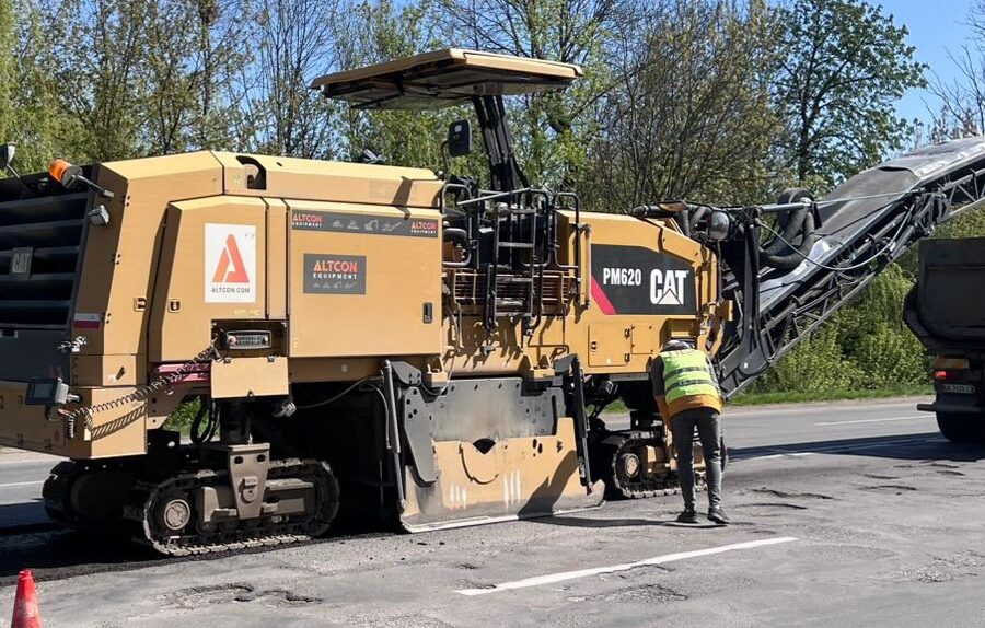 Фото до матеріалу: Ремонт дороги Н-18: розпочато оновлення траси між Івано-Франківськом і Тернополем