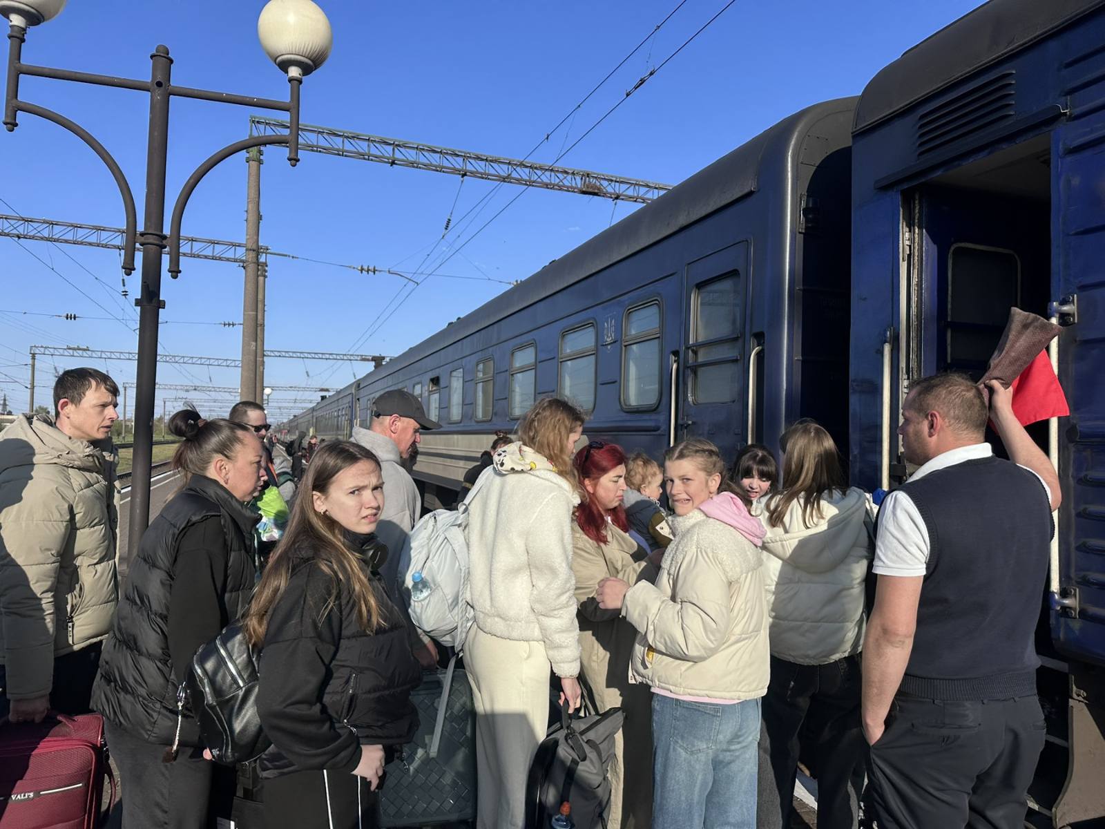 Фото до матеріалу: Десятеро дітей з Дубенщини відпочиватимуть у Мукачеві