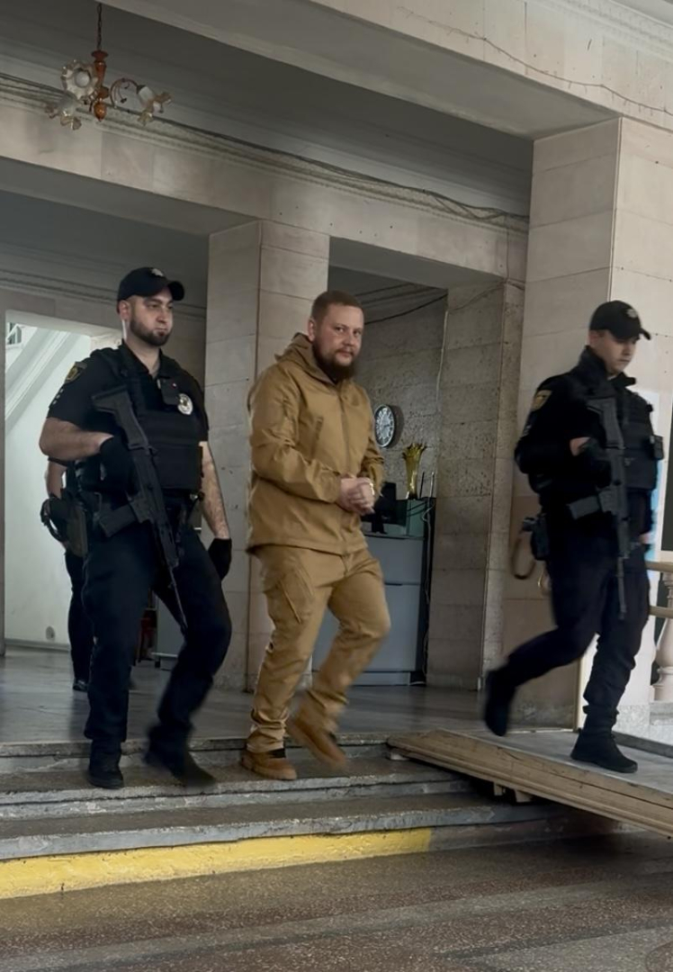 Фото до матеріалу: У Світловодській міській раді сталася стрілянина: першого заступника міського голови затримали