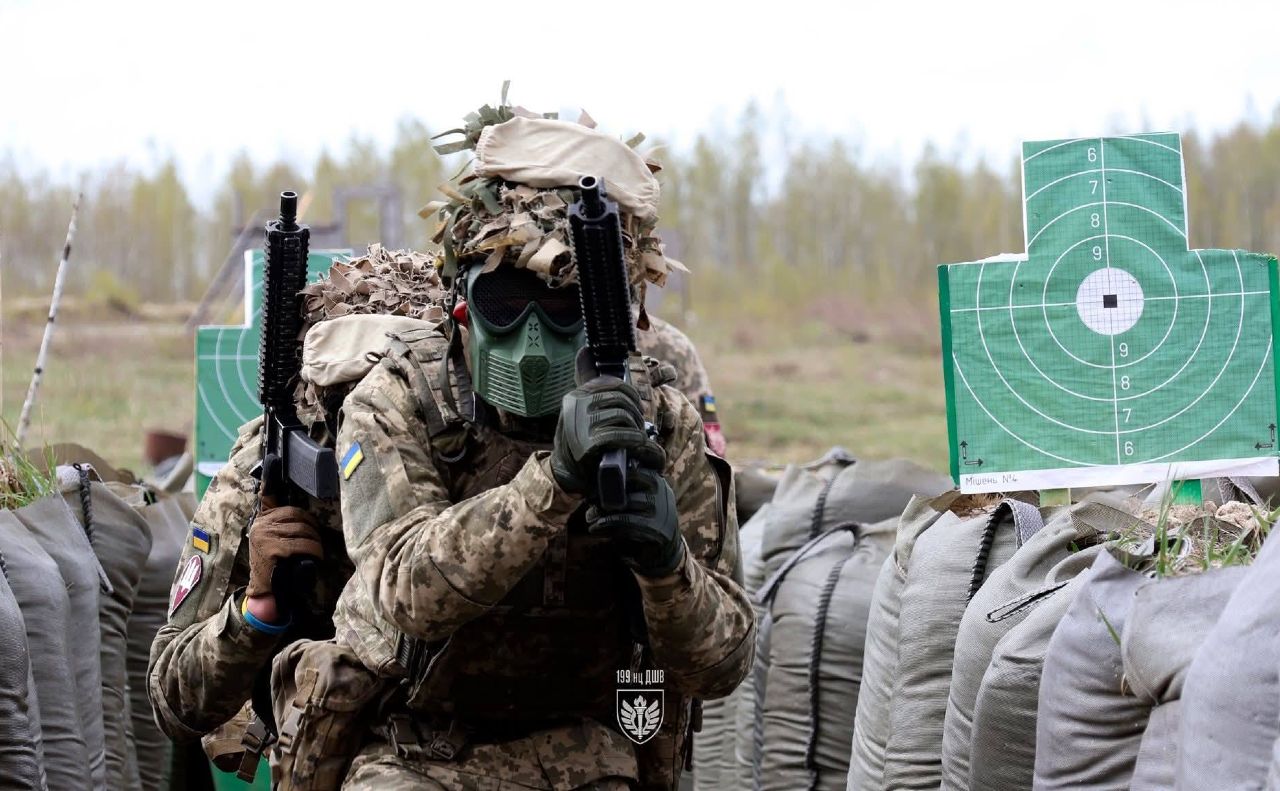 Фото до матеріалу: За добу втрати російських загарбників склали 1180 осіб: деталі боїв по фронту