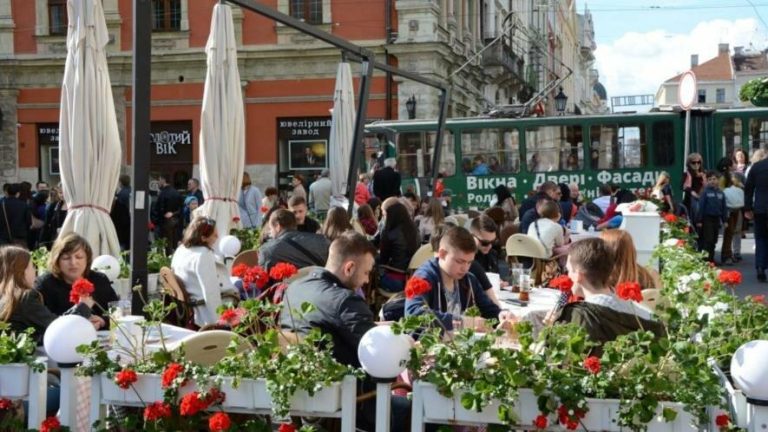 Фото до матеріалу: У Шептицькому затримали злодія, що викрав техніку з магазину на суму понад 56 тисяч гривень