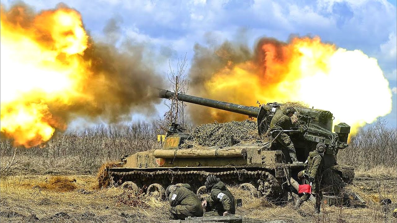 Фото до матеріалу: Дрони знищили російську САУ «Гіацинт-С»: іронічний подарунок до Дня піхоти