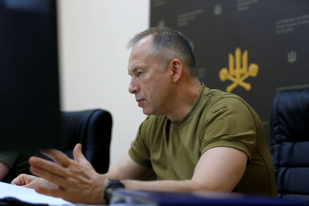 Фото до матеріалу: Сирський наказав перевірити забезпечення військових на передовій - ПІК