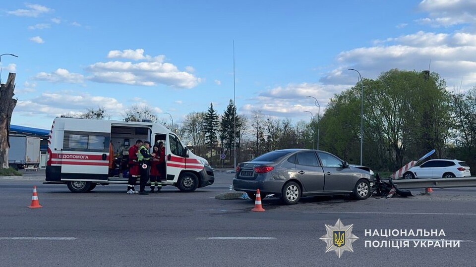 Фото до матеріалу: Смертельна аварія на трасі «Львів-Шегині»: у селі Зимна Вода загинула водійка