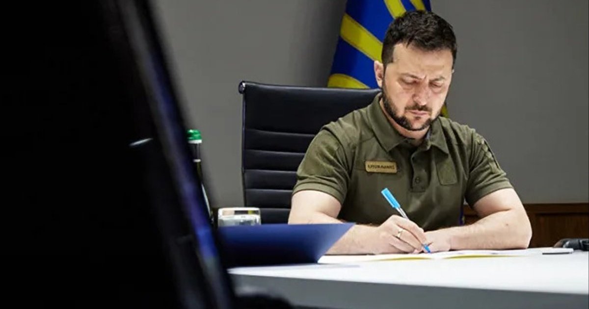 Фото до матеріалу: Зеленський підписав закон про військовий збір: що змінилося для бізнесу та мешканців Києва