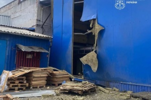 Фото до матеріалу: У Святошинському районі Києва невідомий водій здійснив стрілянину, оголошено спецоперацію