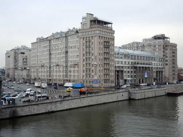Фото до матеріалу: У Москві помер генерал-полковник Петров: слідство розглядає самогубство