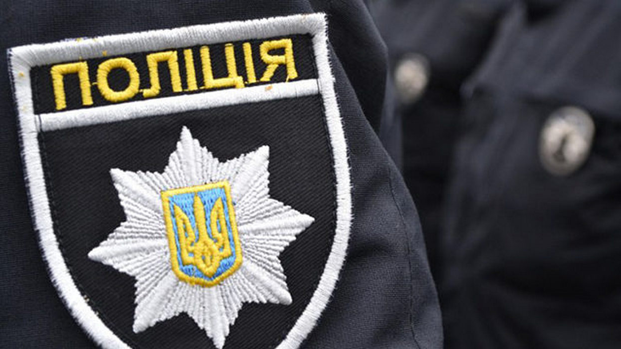 Фото до матеріалу: У Святошинському районі невідомий стріляв по матері з дитиною — що відомо