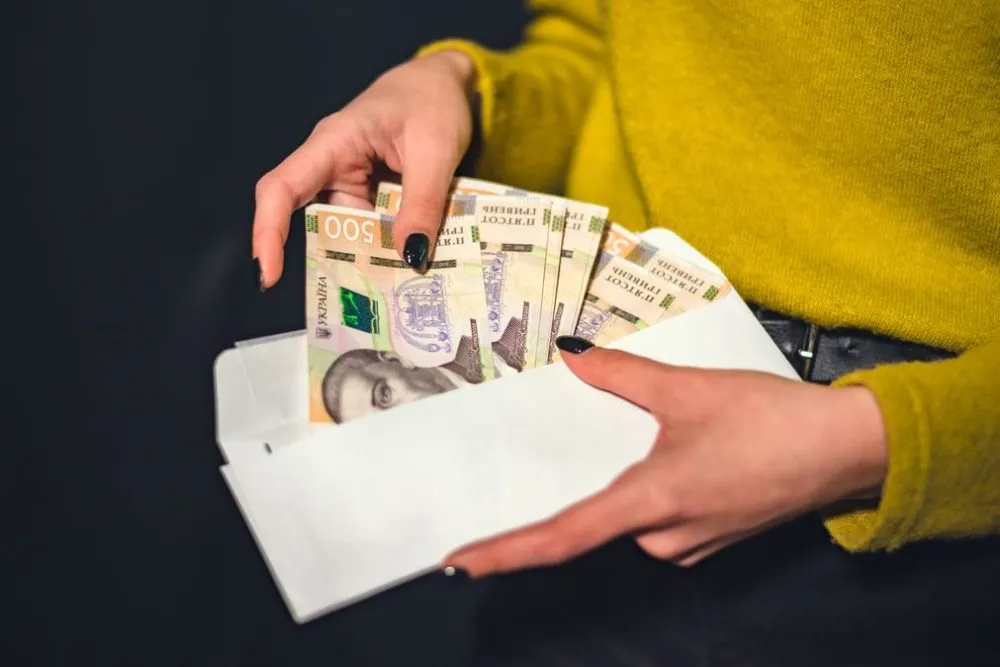 Фото до матеріалу: Мінімальна зарплата 2026: скільки встановлено на початок року і чи буде зміна у травні