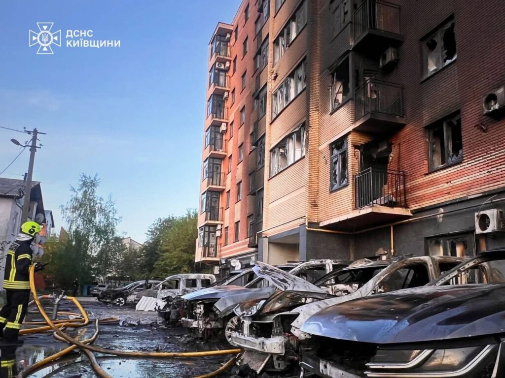 Фото до матеріалу: Росія завдала масованого удару по Україні: били по Одещині та «Укрзалізниці"