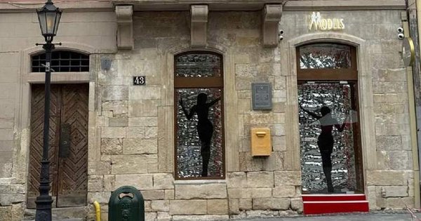Фото до матеріалу: Петиція про заборону еротичних салонів у центрі Львова набрала необхідні голоси