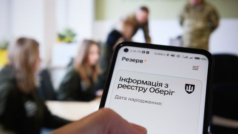 Фото до матеріалу: Можливе скасування бронювання працівників: хто втратить захист від мобілізації
