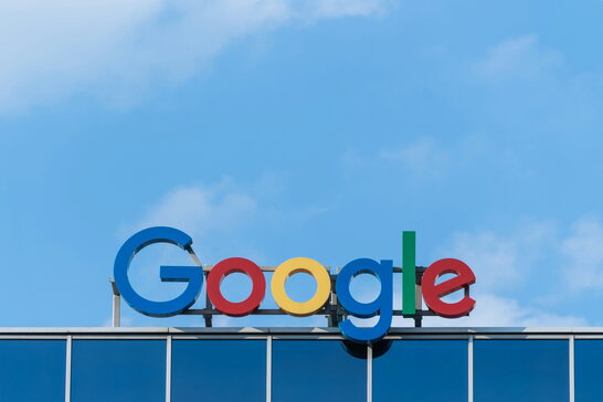 Фото до матеріалу: Google додасть Gemini в автомобілі: навігація, повідомлення й керування голосом