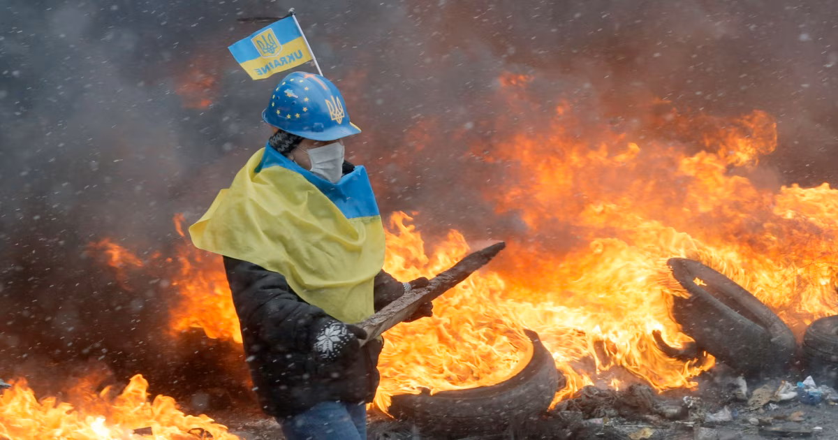 Фото до матеріалу: Підтвердження намірів Януковича: армія проти протестувальників