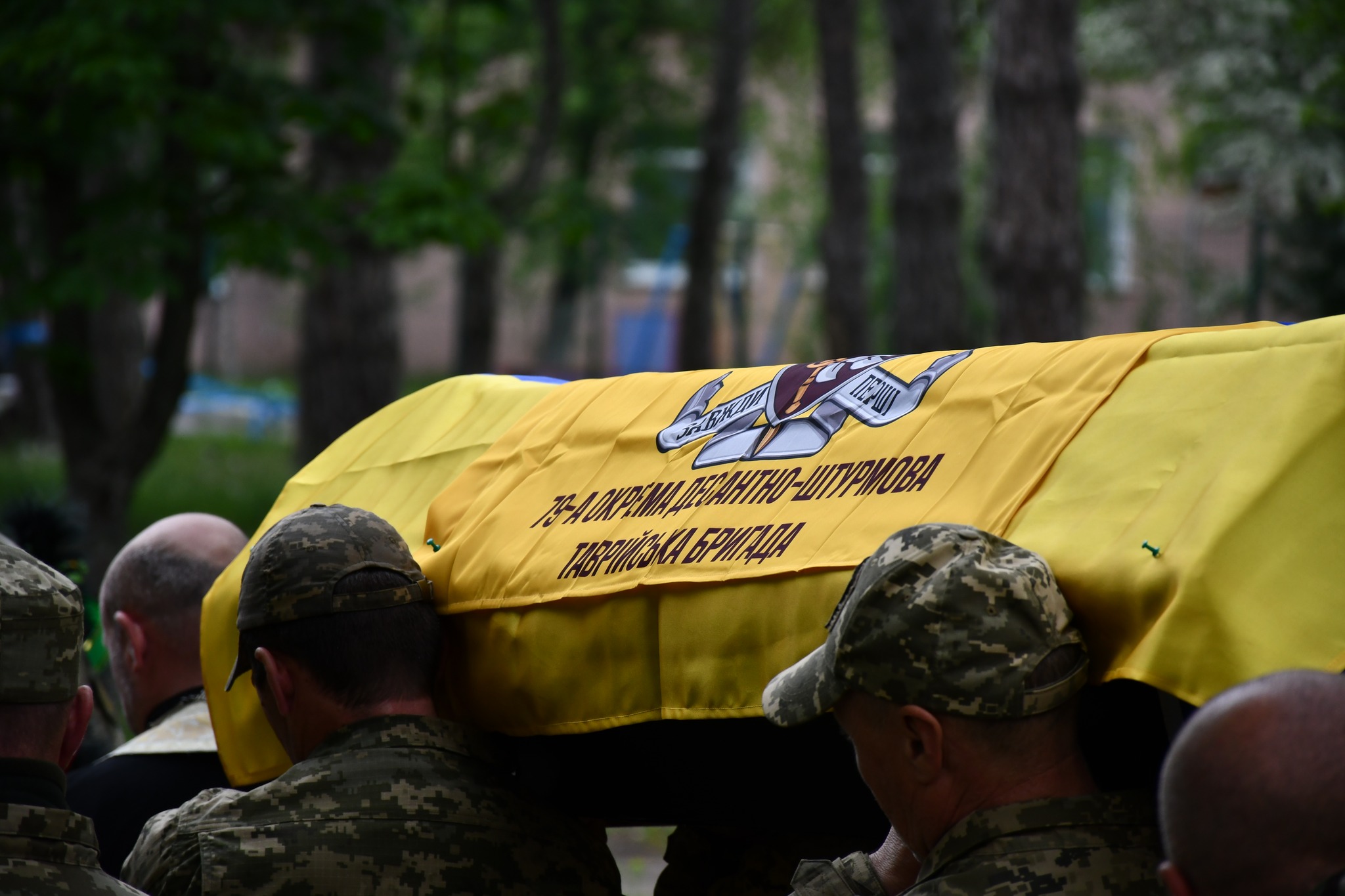 Фото до матеріалу: У Приютівській громаді попрощалися із загиблим військовослужбовцем Артемом Гричинюком