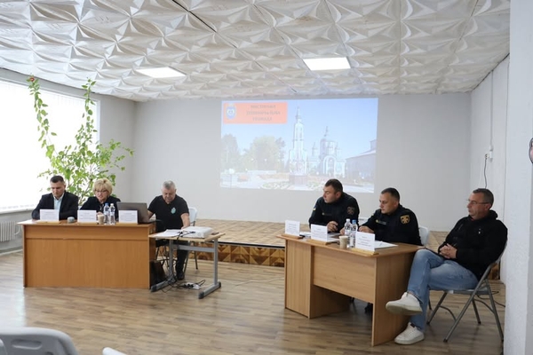 Фото до матеріалу: У Мостиській громаді відпрацювали сценарій ліквідації наслідків обстрілів житлових будинків