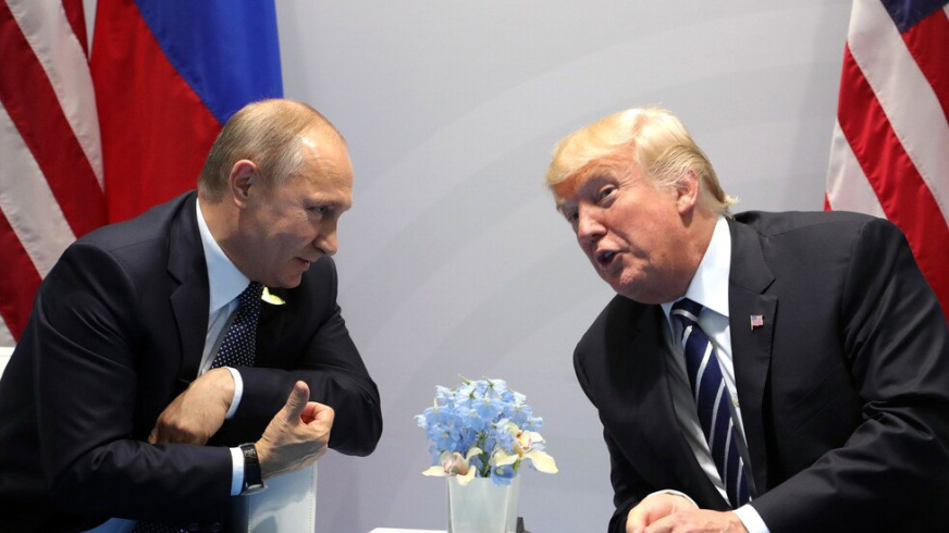 Фото до матеріалу: Кремль ухилився від коментаря щодо заяв Трампа про спілкування з Путіним